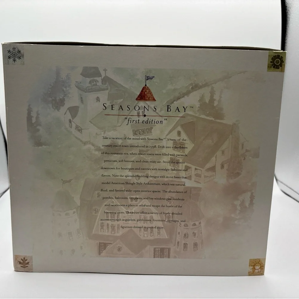 Department 56‎ 1998 Seasons Bay Chapel On The Hill First Edition 53302 Retired